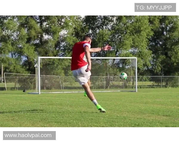 掌握FIFA足球远射技巧助你成为球场上的射门高手与战术大师 掌握FIFA足球远射技巧助你成为球场上的射门高手与战术大师